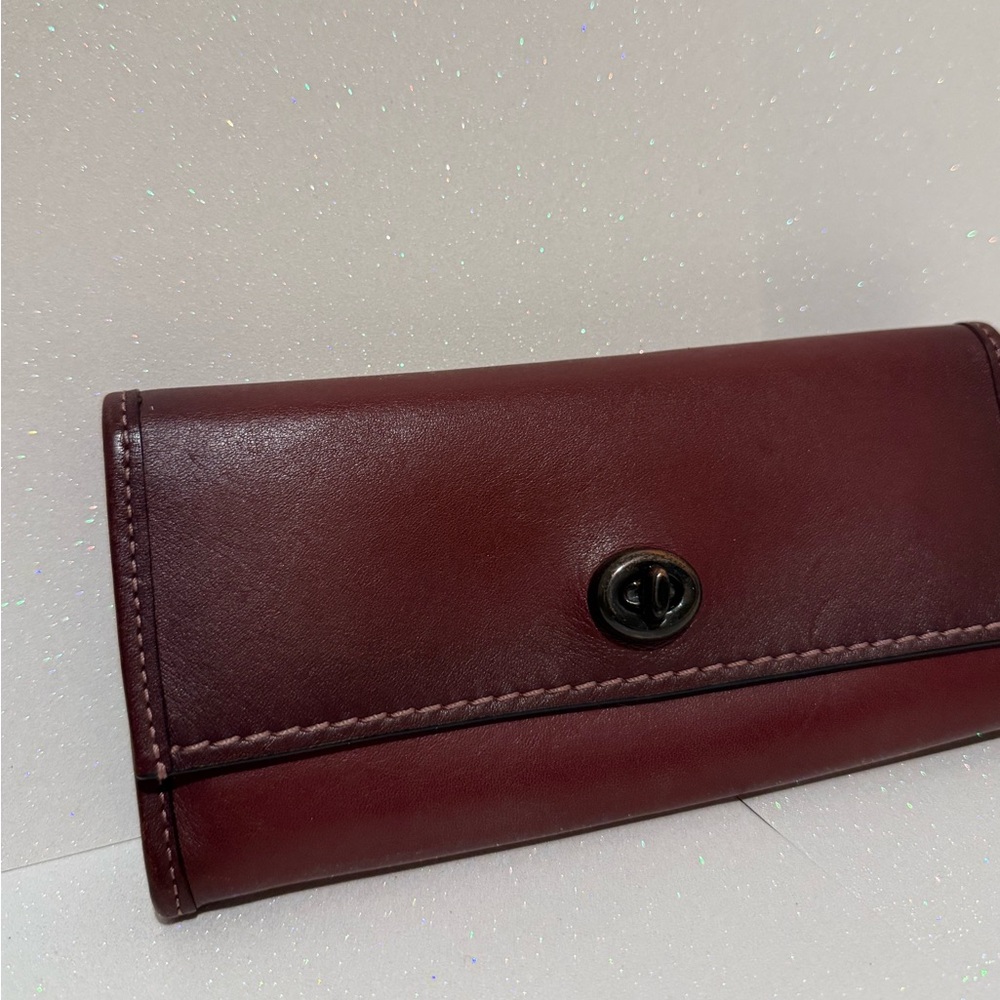 Classic COACH Leather Wallet with Smooth Finish